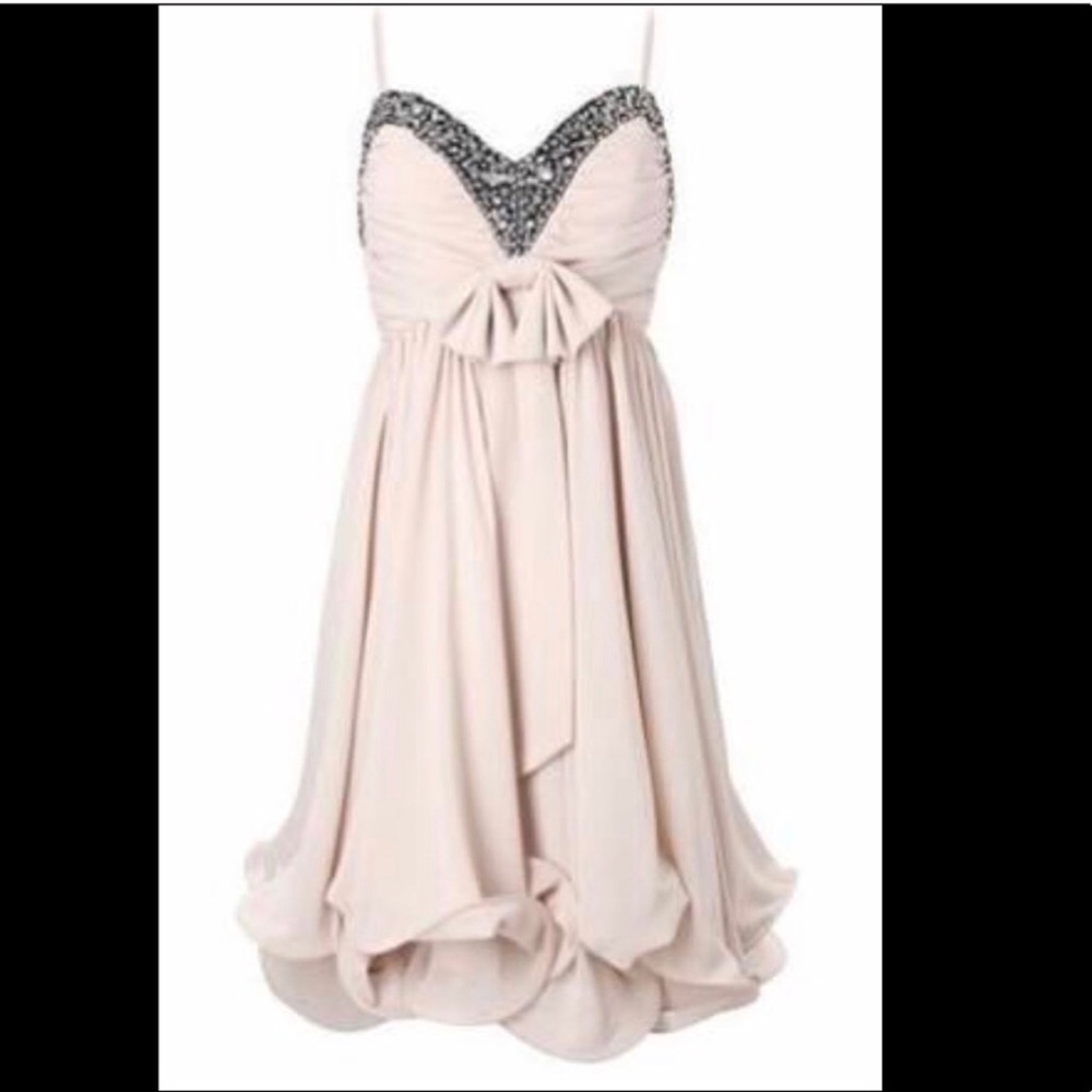 Semi formal ✨ French Connection dress